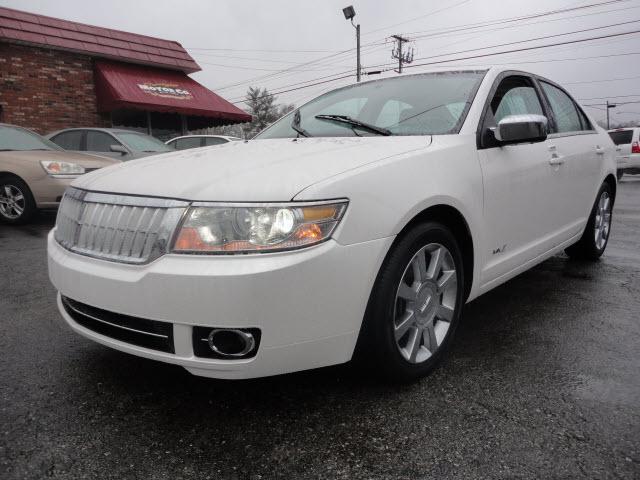 Photo of 2009 Lincoln MKZ