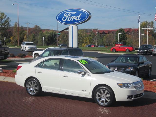 Photo of 2009 Lincoln MKZ