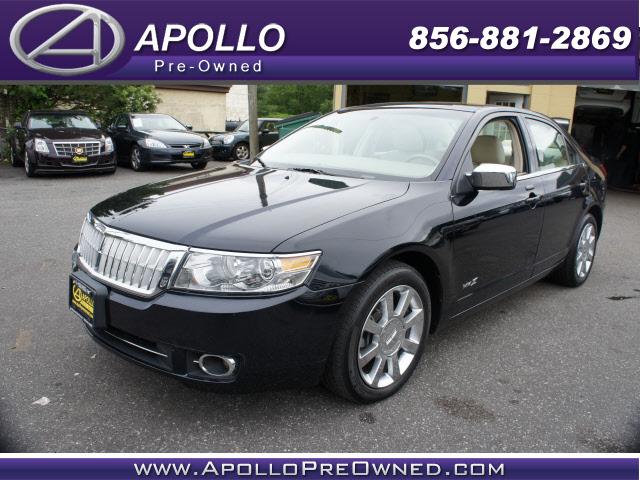 Photo of 2009 Lincoln MKZ