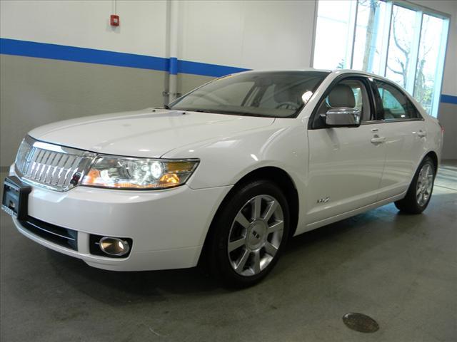 Photo of 2009 Lincoln MKZ