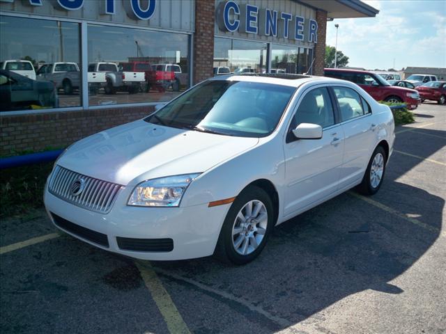 Photo of 2009 Mercury Milan