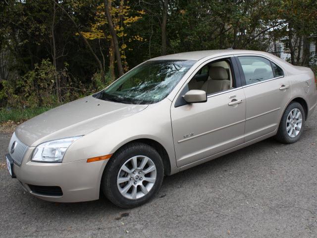 Photo of 2008 Mercury Milan