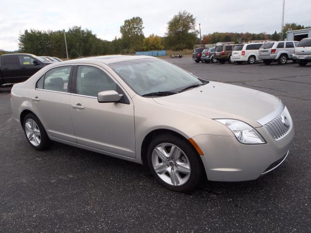 Photo of 2010 Mercury Milan