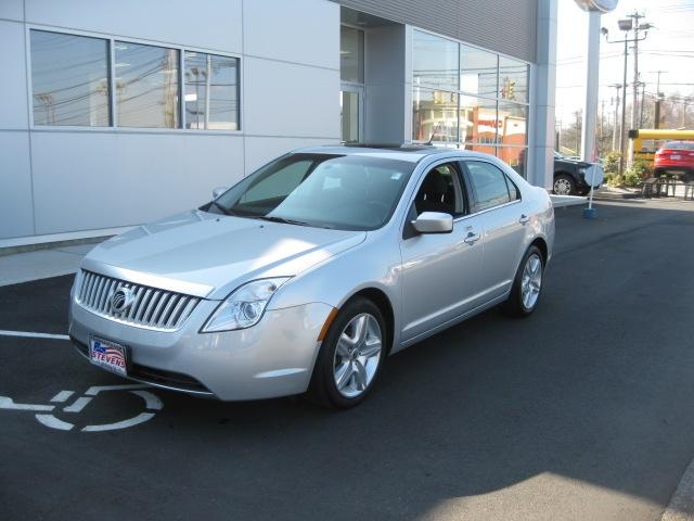 Photo of 2010 Mercury Milan
