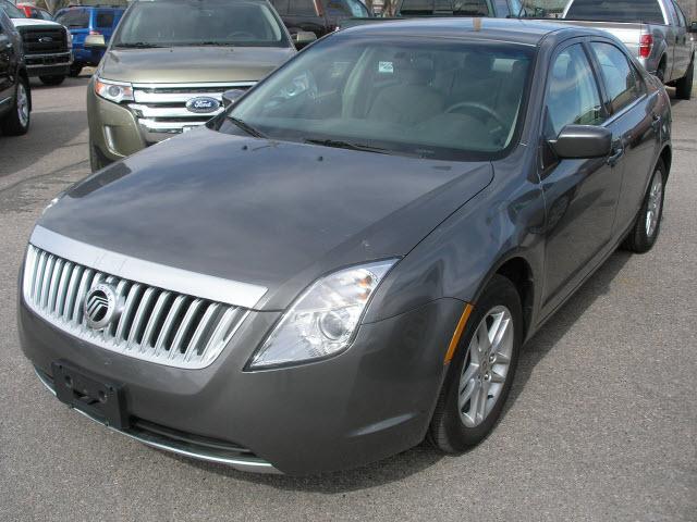 Photo of 2010 Mercury Milan