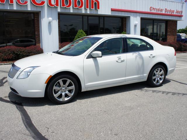 Photo of 2010 Mercury Milan
