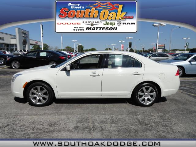 Photo of 2010 Mercury Milan
