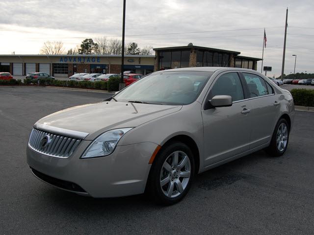 Photo of 2010 Mercury Milan