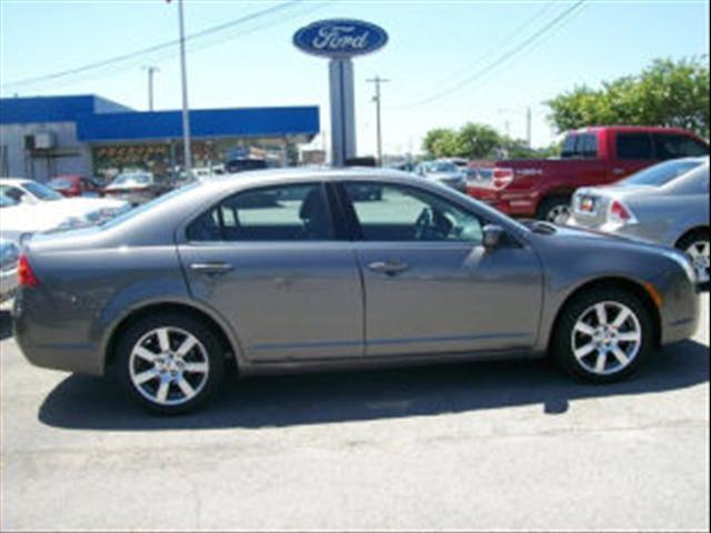 Photo of 2010 Mercury Milan