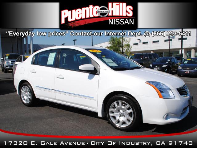 Photo of 2011 Nissan Sentra