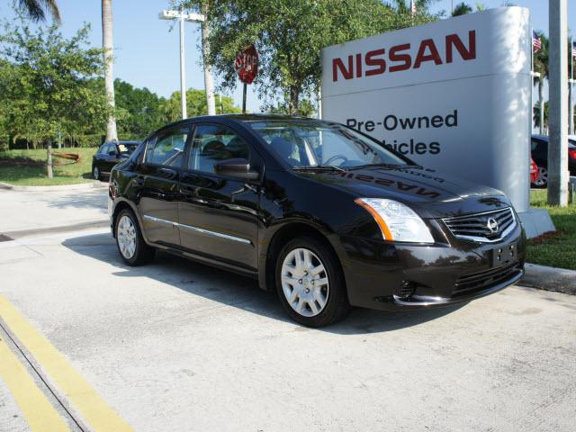Photo of 2011 Nissan Sentra