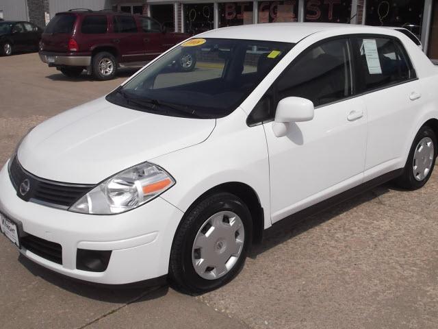 Photo of 2008 Nissan Versa