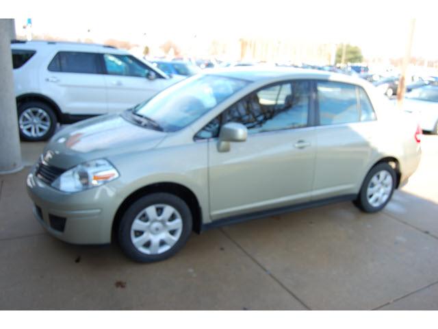 Photo of 2008 Nissan Versa