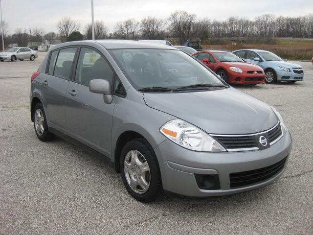 Photo of 2009 Nissan Versa