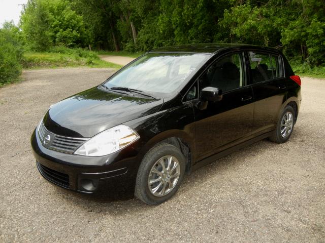 Photo of 2009 Nissan Versa