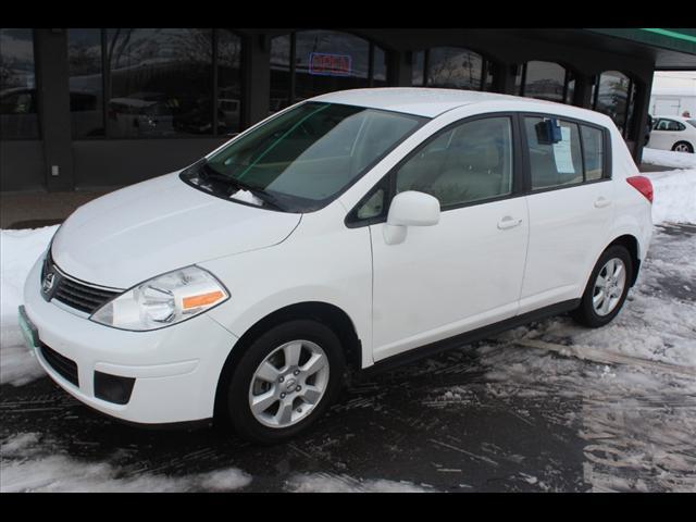 Photo of 2009 Nissan Versa