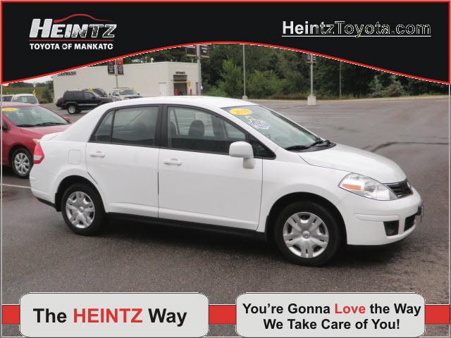 Photo of 2010 Nissan Versa