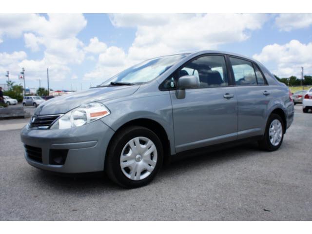 Photo of 2010 Nissan Versa