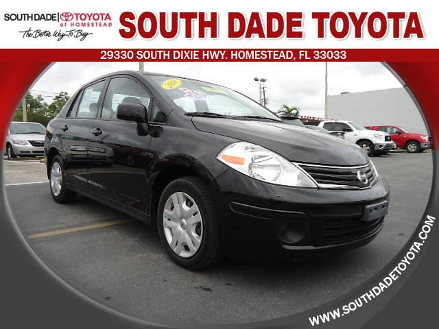 Photo of 2010 Nissan Versa