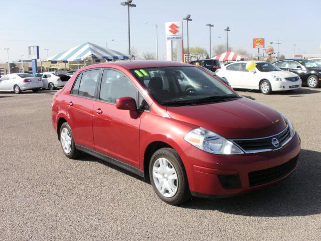 Photo of 2011 Nissan Versa
