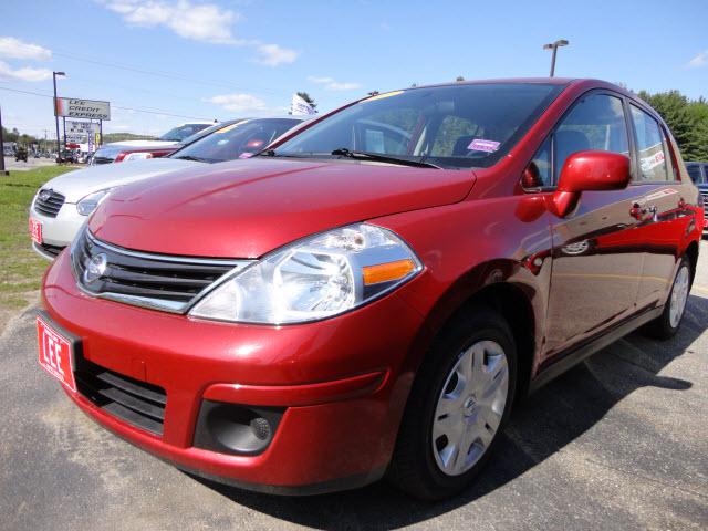 Photo of 2011 Nissan Versa