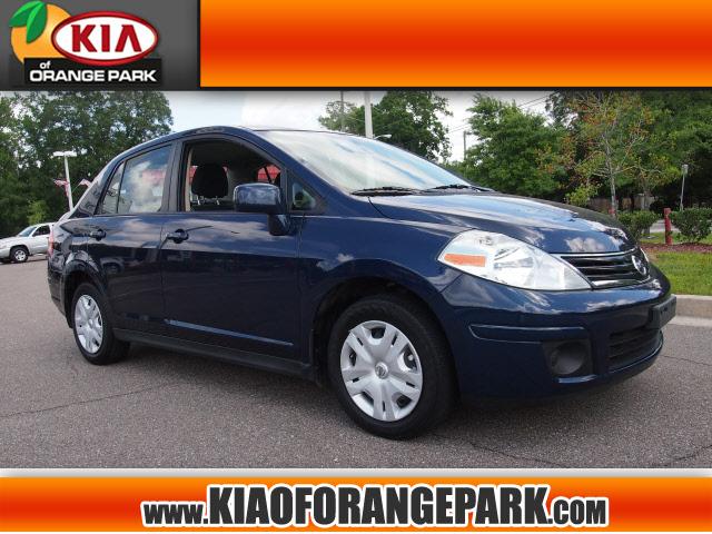 Photo of 2011 Nissan Versa