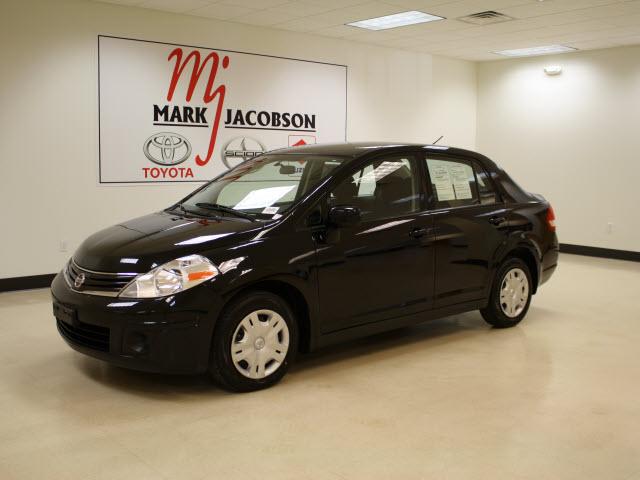 Photo of 2011 Nissan Versa