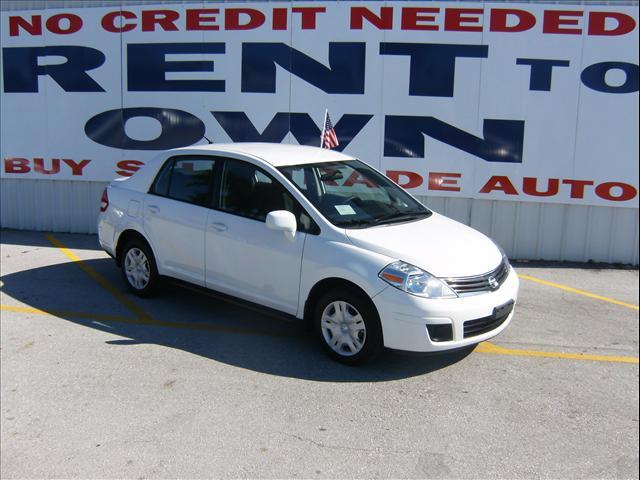 Photo of 2011 Nissan Versa