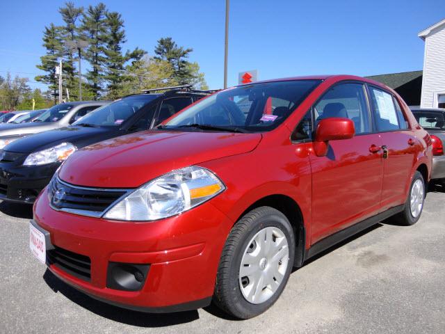 Photo of 2011 Nissan Versa