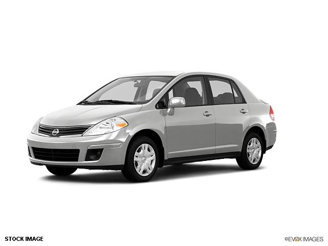 Photo of 2011 Nissan Versa