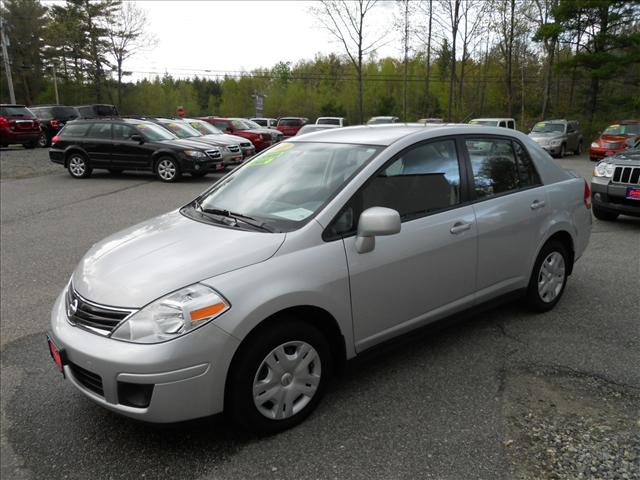 Photo of 2011 Nissan Versa