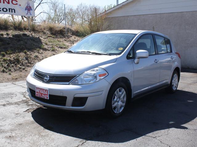 Photo of 2010 Nissan Versa