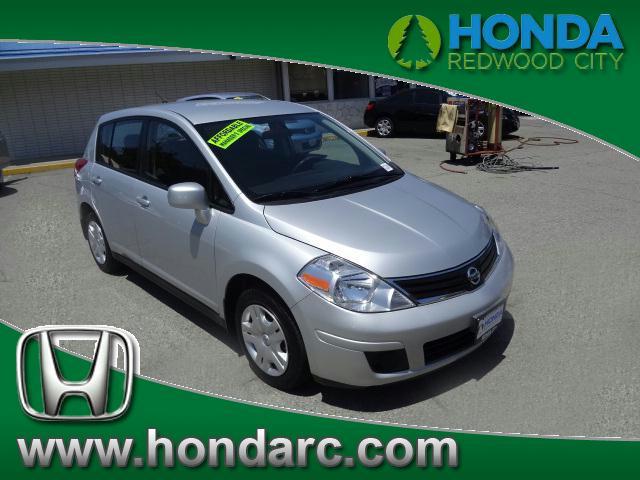 Photo of 2010 Nissan Versa