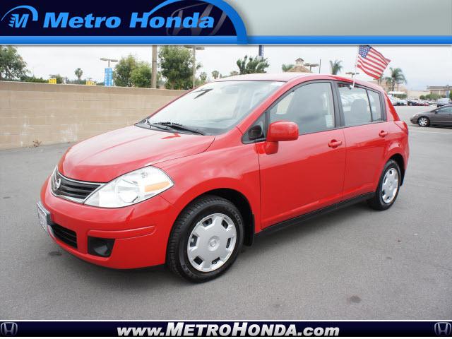 Photo of 2011 Nissan Versa