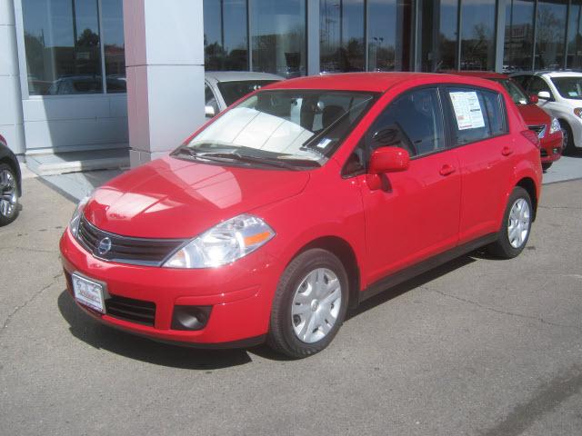 Photo of 2011 Nissan Versa