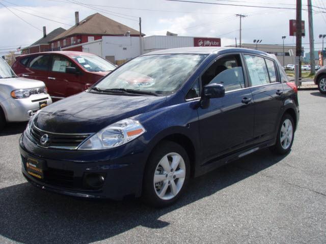 Photo of 2012 Nissan Versa
