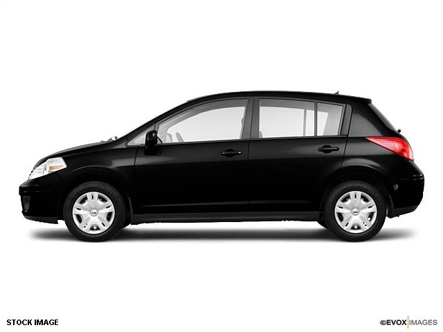 Photo of 2011 Nissan Versa