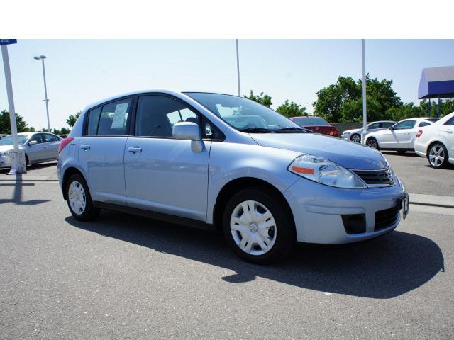 Photo of 2011 Nissan Versa