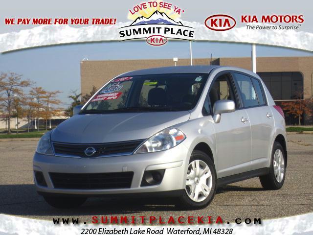 Photo of 2010 Nissan Versa