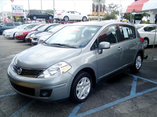 Photo of 2011 Nissan Versa