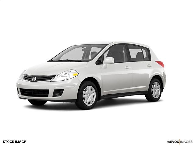 Photo of 2011 Nissan Versa