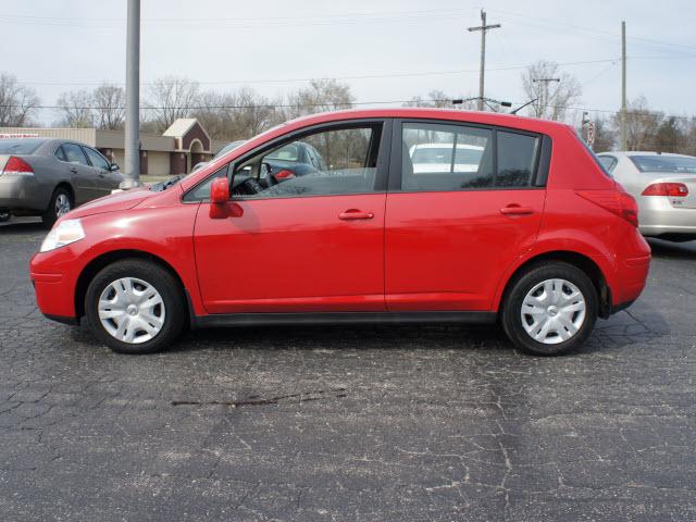 Photo of 2012 Nissan Versa