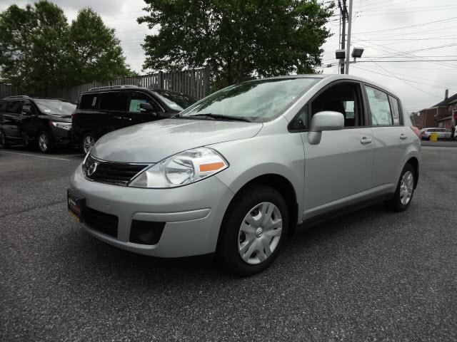 Photo of 2012 Nissan Versa