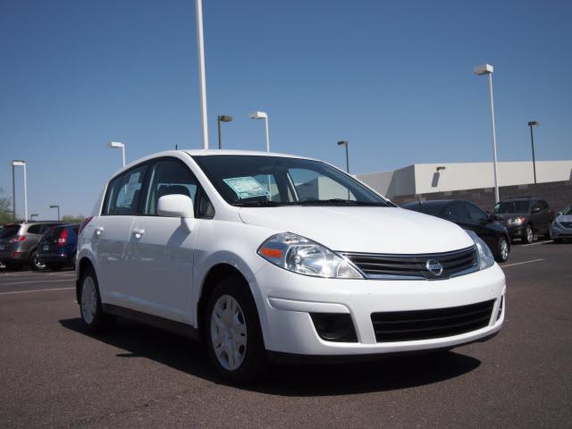 Photo of 2011 Nissan Versa