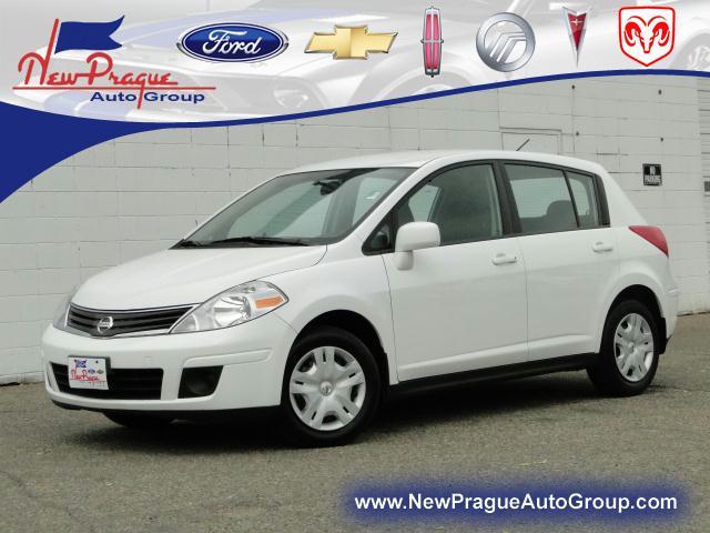 Photo of 2010 Nissan Versa