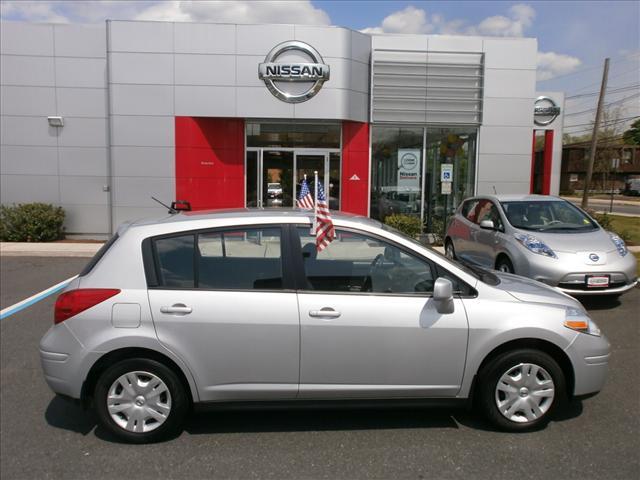Photo of 2011 Nissan Versa