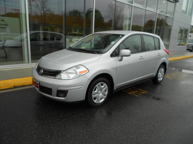 Photo of 2010 Nissan Versa