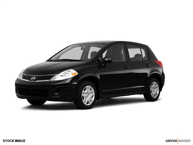 Photo of 2010 Nissan Versa