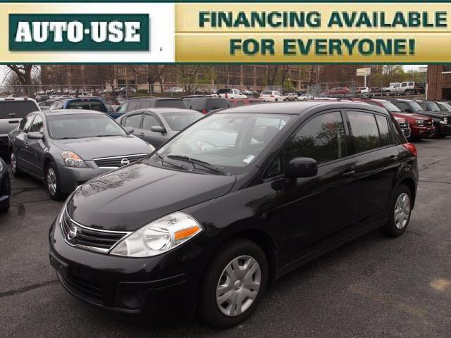 Photo of 2011 Nissan Versa