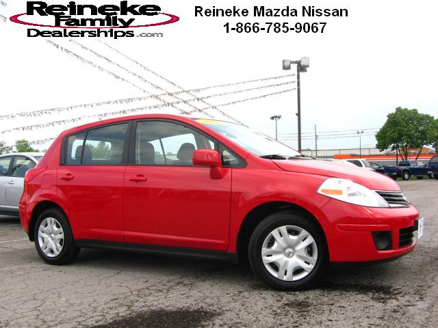 Photo of 2011 Nissan Versa